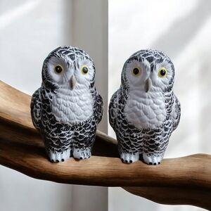 Vintage 1990's Black White Owl Salt & Pepper Shakers Cottagecore Farmhouse decor